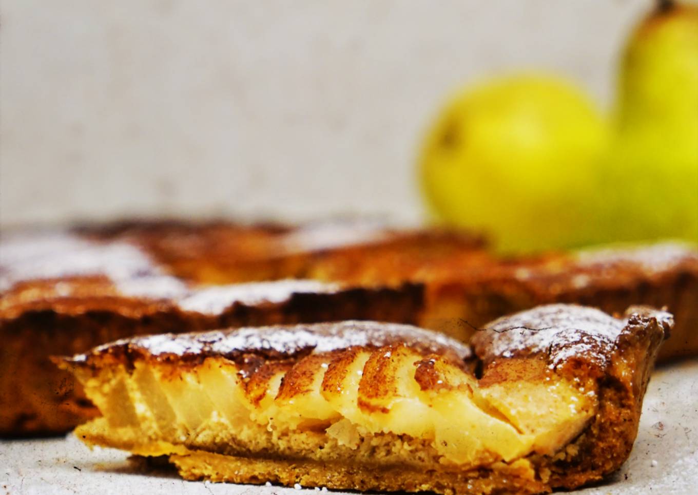 Tarte poires pochées frangipane