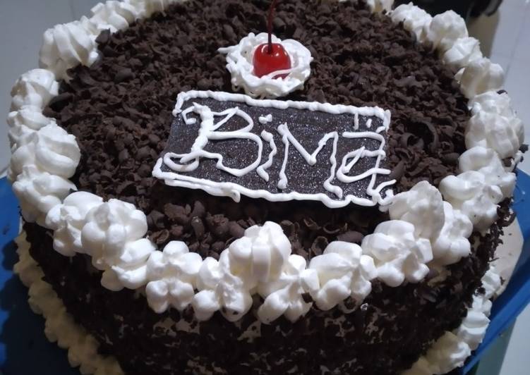 Kue tart hitam manis😘