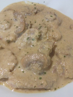 Una foto de Solomillo en salsa de champiñones