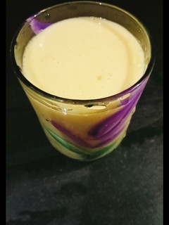 मैंगो शेक (mango shake recipe in Hindi) रेसिपी मुख्य फोटो