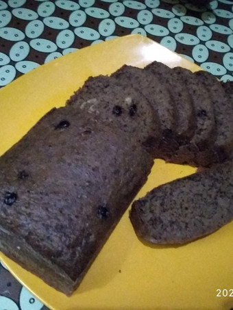 Langkah Mudah untuk Membuat Bolu pisang coklat no mixer Untuk Jualan
