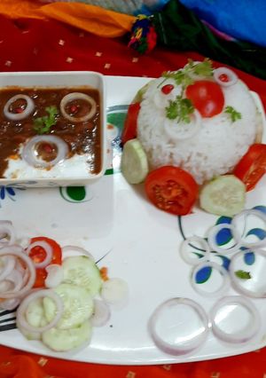राजमा चावल (rajma chawal recipe in hindi) रेसिपी मुख्य फोटो