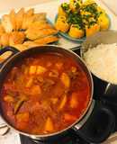 Cari gà ăn với bánh mì