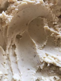 Una foto de Hummus de Arvejas