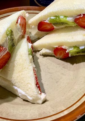 Foto resep Fruit Sandwich