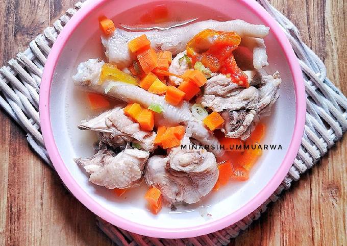 Sop Bening Ceker Balungan Ayam
