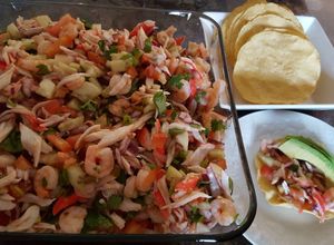 Una foto de Ceviche de jaiba con camarones