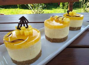 Mangó mousse minitorták sütés nélkül recept fotója