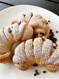 Brioche con gocce di cioccolato fondente