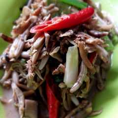 A picture of Tumis jantung pisang.