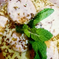 A picture of Dahi Bary chaat.