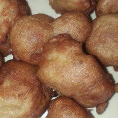 A picture of Sweet Bons roles.