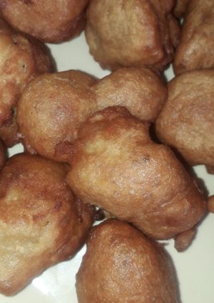 A picture of Sweet Bons roles.