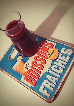 Une photo de Jus d'oranges sanguines pressées sans sucre ajouté 🍹