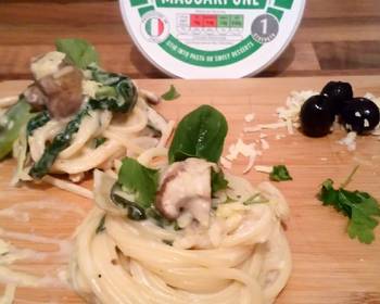 How To Cooking Recipe Mascarpone cheese pasta with mushroom and spinach Very Delicious