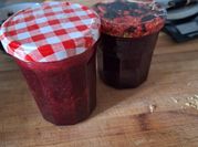 Une photo de confiture framboises