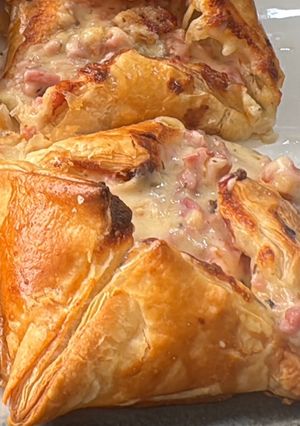 A picture of Irish jambon - a ham and cheese pastry.