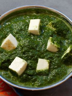 पालक पनीर (palak paneer recipe in marathi) रेसिपी चे मुख्य फोटो