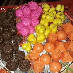 A picture of Rum And Raisins Chocolates.