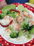 Camarones con filete de pescado y arroz"