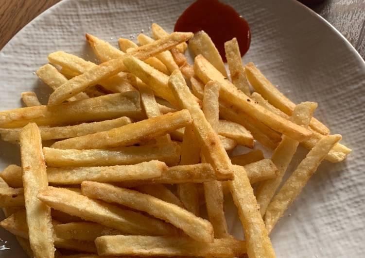 Kentang goreng bawang putih