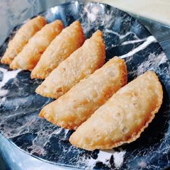 A picture of Ghujiya.