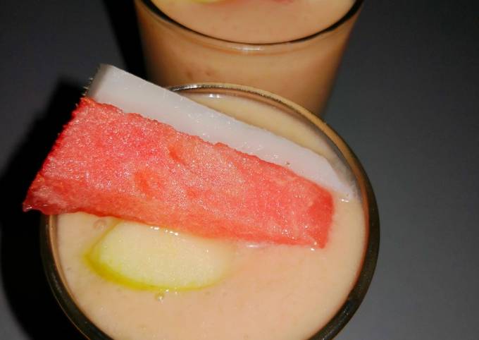 Steps to Prepare Perfect Mixed fruits smoothie