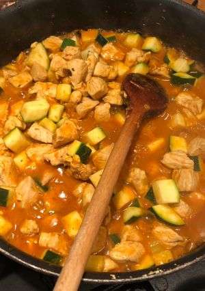 Gyors cukkinis csirkés ebéd homeoffice-ban dolgozóknak- 20 perc alatt kész! recept fotója