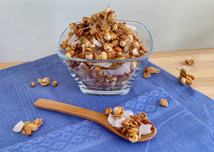 Recetta di Perfect Granola con Sorgo e Cocco