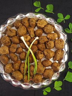 બાજરા ની ફૂલવડી (Bajra Foolvadi Recipe In Gujarati) રેસીપી મુખ્ય ફોટો