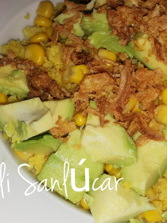 Una foto de Pasión por el aguacate!! Ensalada de cous cous templada en tres minutos