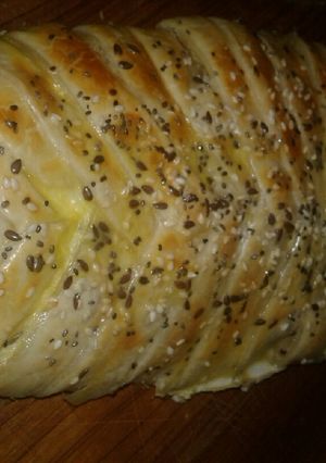 Una foto de Trenza rellena de atún y vegetales! 😊