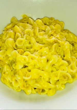 Una foto de Moñitos con salsa de atún y crema
