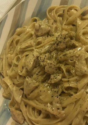 صورة لوصفة فوتشيني بالكريمه والبهارات الايطاليه 🍜