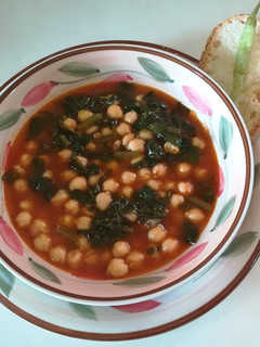 Una foto de Garbanzos con espinacas en 10 minutos