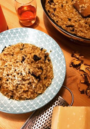 Φωτογραφία της συνταγής Risotto με χρυσές και μαύρες τρομπέτες