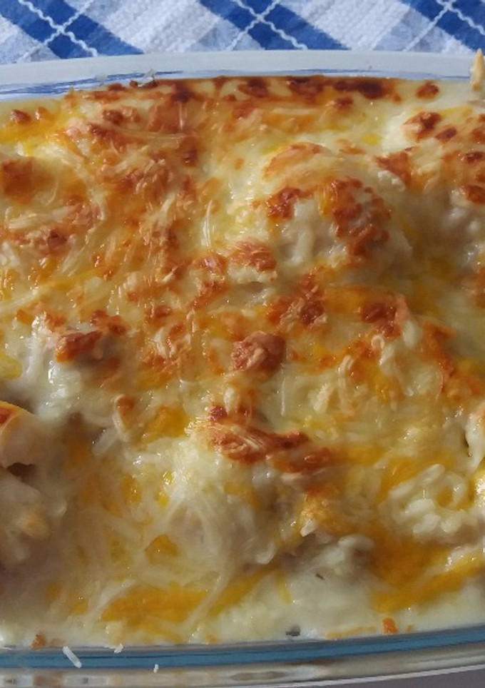 Una foto de Coliflor con atún gratinada