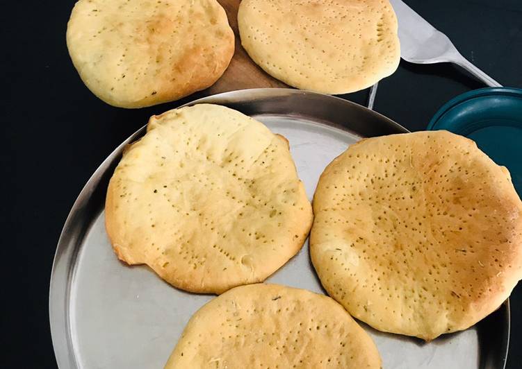 Recipe of Speedy પીઝા બેસ (pizza base)