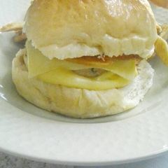 A picture of Burger buns (1).