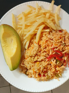 Una foto de Arroz con pollo