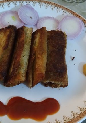 ब्रेड स्प्रिंग रोल (Bread spring roll recipe in Hindi) रेसिपी मुख्य फोटो
