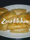 Mini baked meat pies