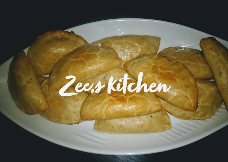 How to Prepare Quick Mini baked meat pies