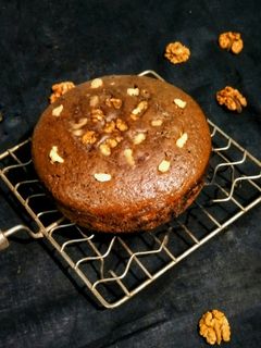 वॉलनट आटा केक (walnut aata cake recipe in Hindi) रेसिपी मुख्य फोटो