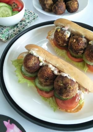 A picture of Veggie Soya Balls Sub Sandwich.