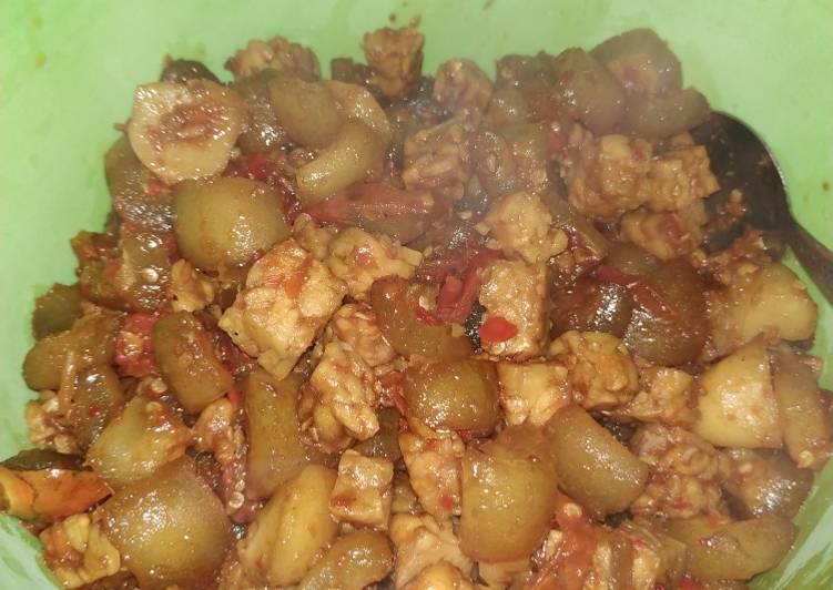  Resep  Sambel goreng  kikil tempe  oleh SISKA RIA ANDRIANI 