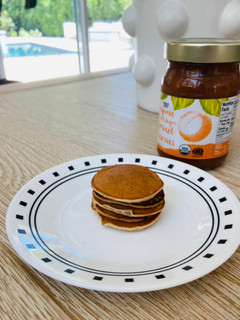 A picture of No egg/semi vegan pancakes.