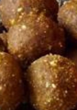 A picture of Alsi (Flax seed) ki pinni.