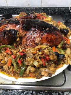 Una foto de 41. Pato a la pekinesa con wok de verduras (principal carne)