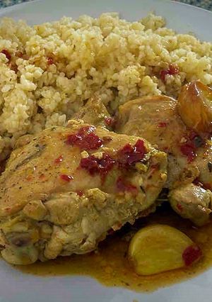 Una foto de Pollo al ajillo con ñoras